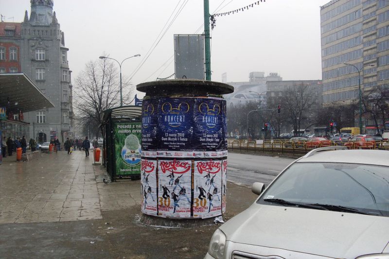 plakatowanie w mieście Nysa